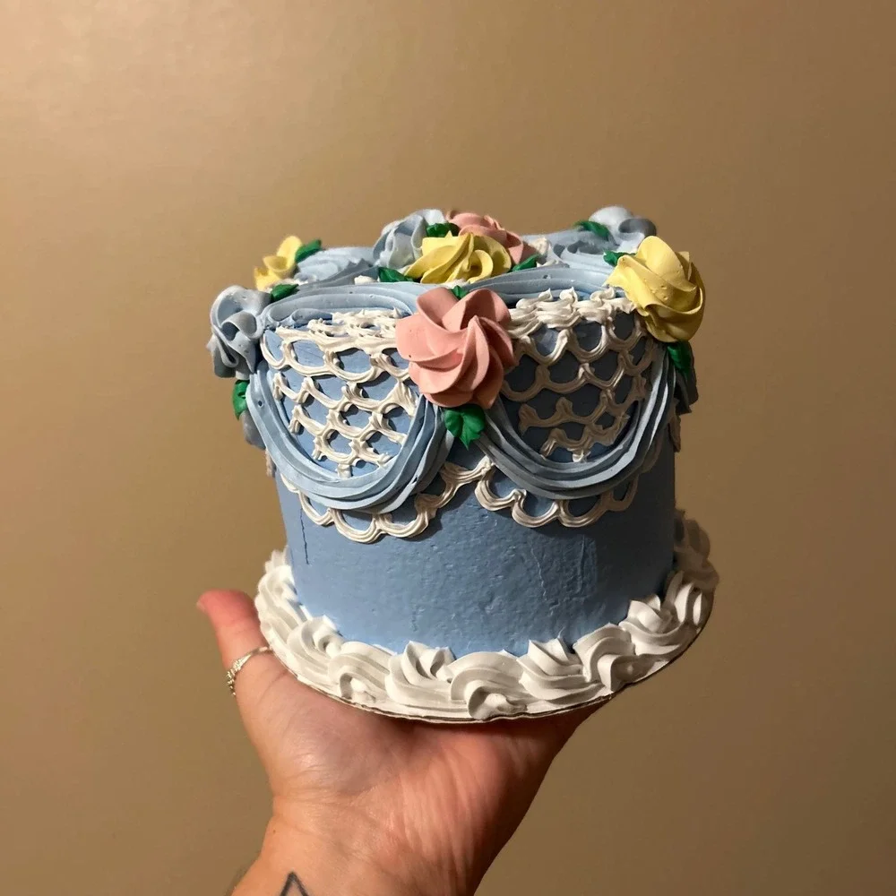 Faux Victorian Realistic Mini Oval Butter Cream Cake Display Prop